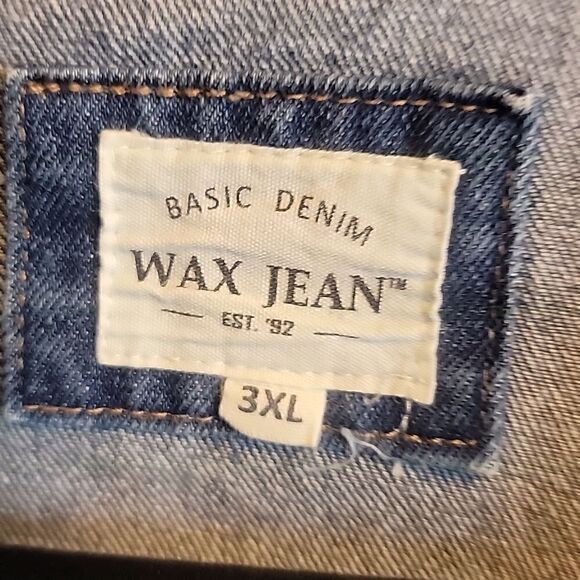 Basic Denim- Jean Jkt. Blue. Distressed look & 3 cutouts in back. 3X - Picture 2 of 8